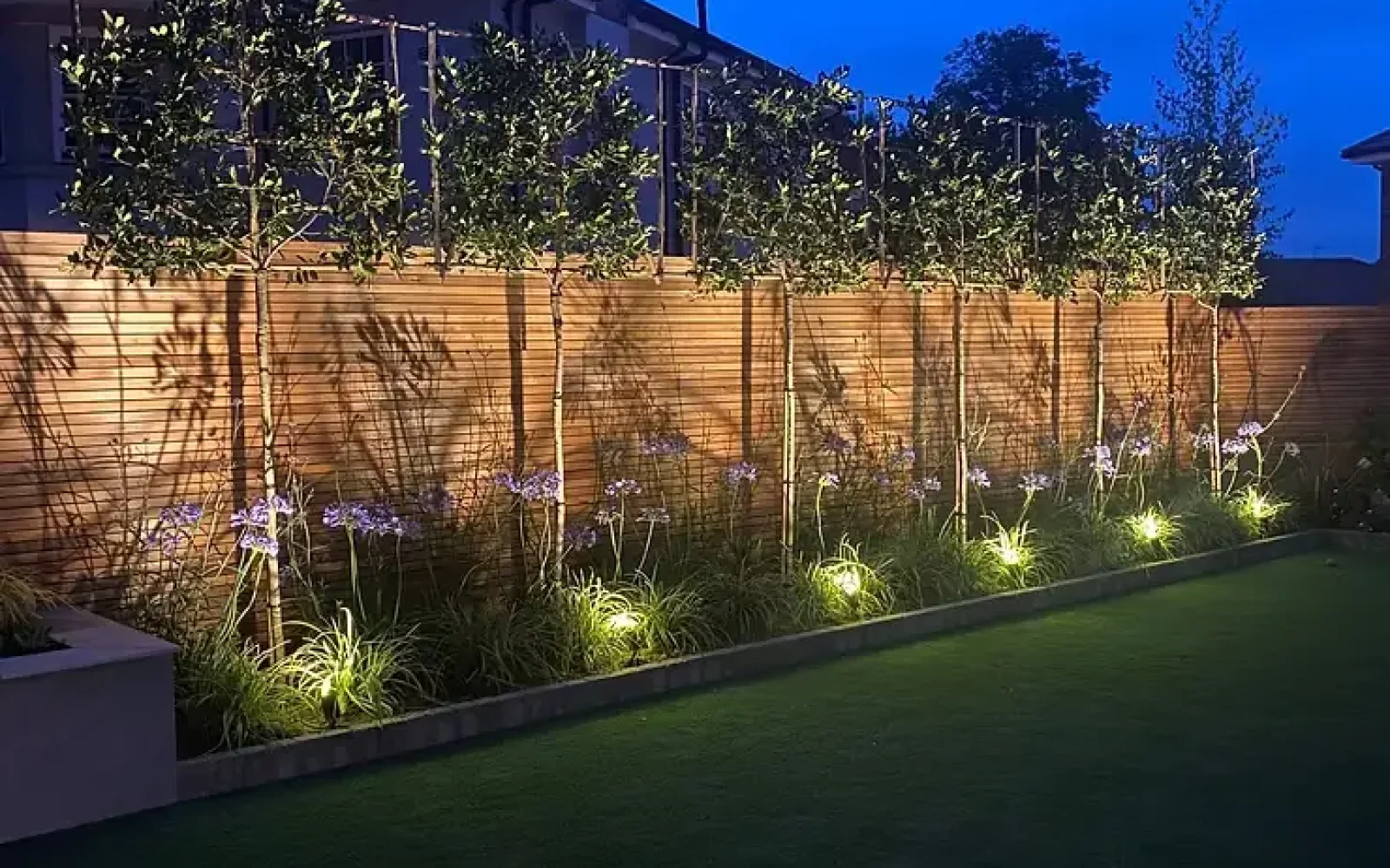 Outside lighting ideas for plants and shrubbery